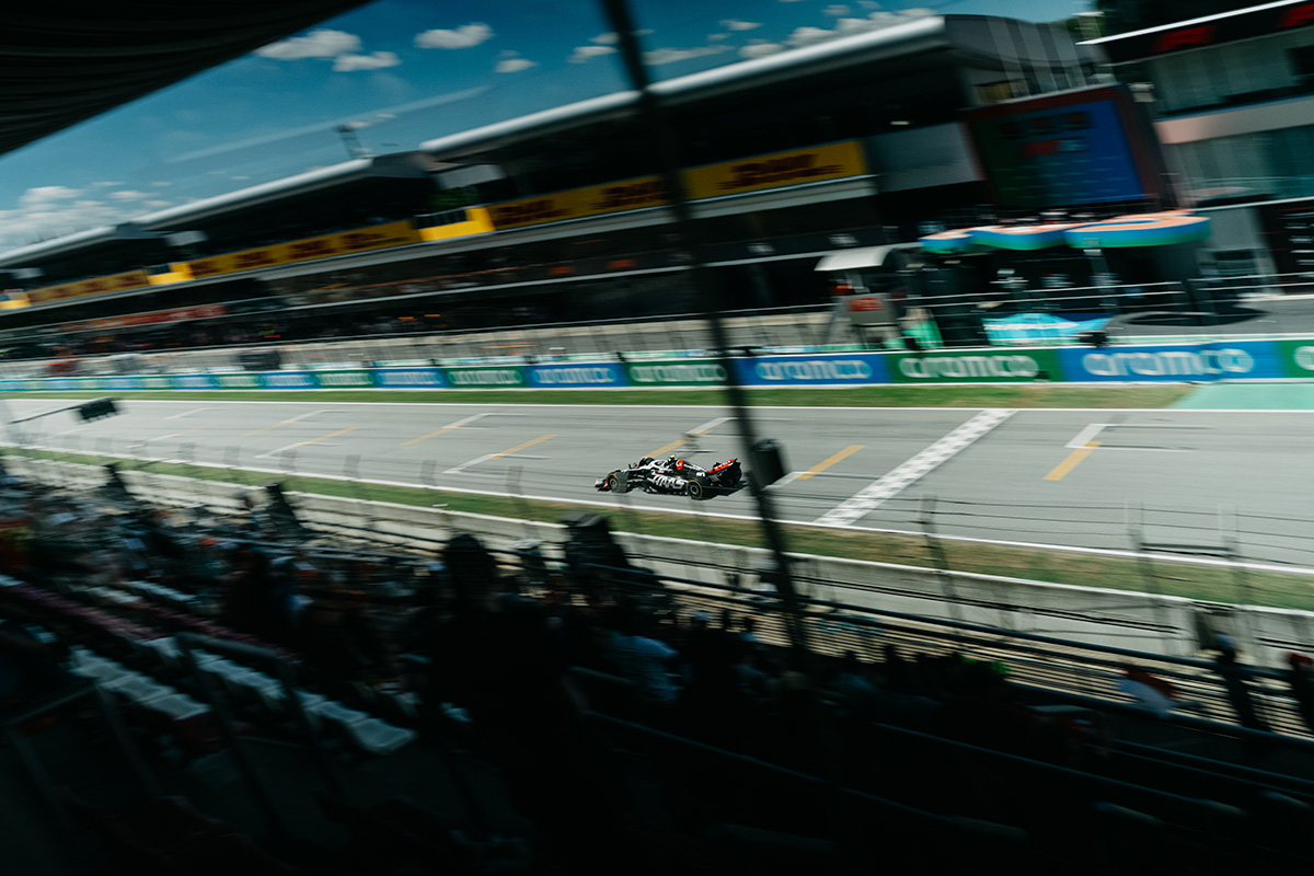 Fotografía Gran Premio Montmeló para DHL por Yunyas Media
