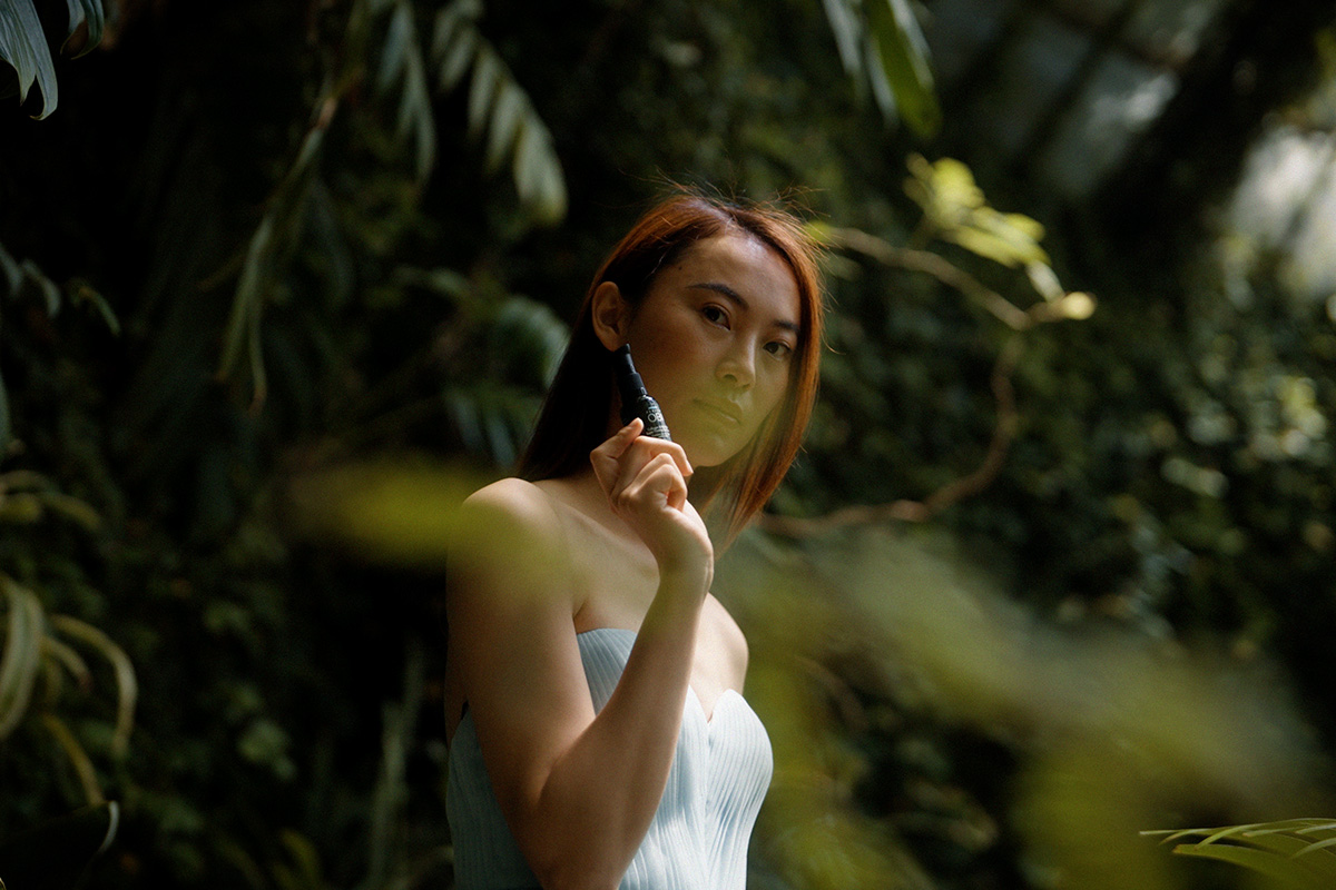 Fashion film Eleven Obi en el Jardín Botánico por Yunyas Media
