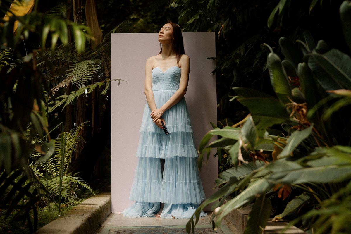 Fashion film Eleven Obi en el Jardín Botánico por Yunyas Media