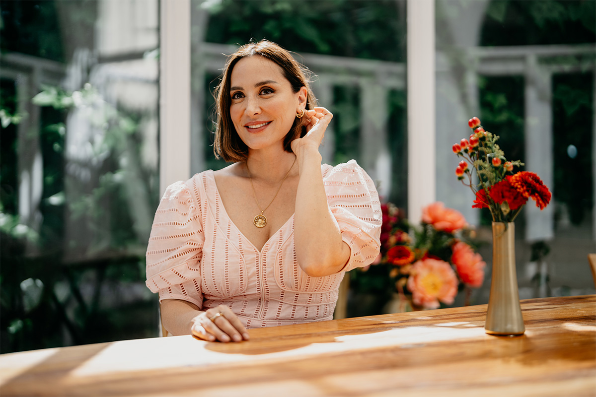 Pedro del Hierro con Tamara Falcó por Yunyas Media