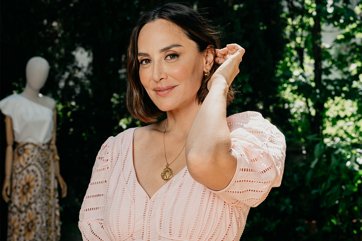 Pedro del Hierro con Tamara Falcó por Yunyas Media